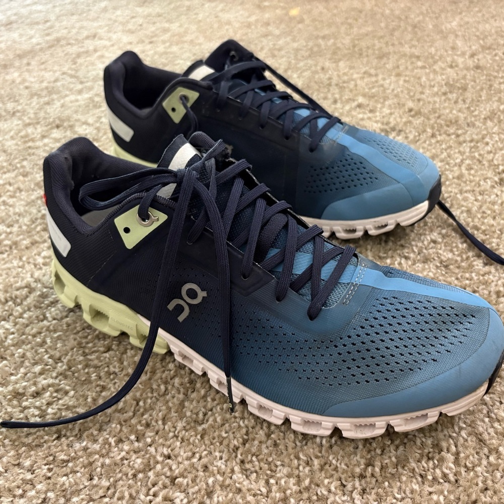 On Running Men's Navy and Light Blue Athletic Shoes - Picture 3 of 7